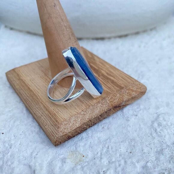 Sterling Silver Blue Kyanite Ring Size 6 - Picture 4 of 11